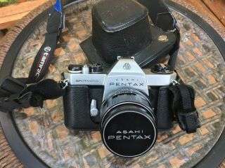 Vintage Asahi Pentax Spotmatic Sp 35mm Slr Camera & Takumar 1: 1.  4 50mm Lens