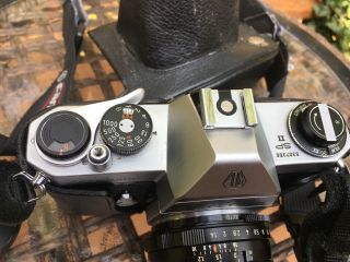 Vintage ASAHI PENTAX Spotmatic SP 35mm SLR Camera & Takumar 1: 1.  4 50mm Lens 3