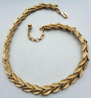 Vintage Signed Crown Trifari Modern Leaf Design Gold Tone Choker Necklace - 1960 