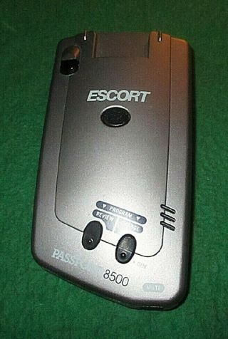 Vintage Escort Passport 8500 Radar Detector / As - Is / No Power Plug