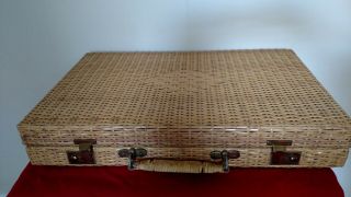 Vintage Travel Backgammon Set (wicker Rattan Briefcase)