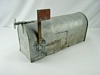 Vintage 19 " Rustic Galvanized Steel Old Farm Rural Mailbox