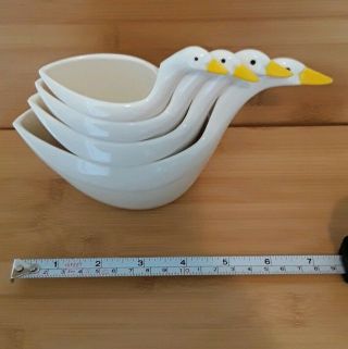 Set Of 4 Vintage Nesting White Duck Goose Swan Bird Measuring Cups 1/4 - 1 Cup 5