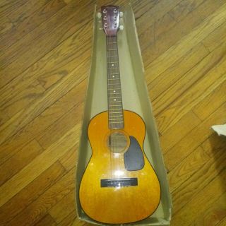 Vintage Harmony Acoustic Guitar Model H0201,  6 String,  31 1/2 Inch