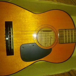 Vintage Harmony Acoustic Guitar Model H0201,  6 String,  31 1/2 Inch 3