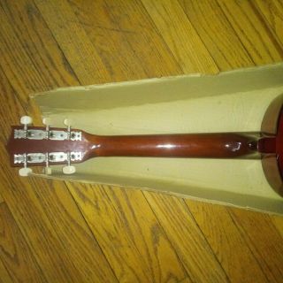 Vintage Harmony Acoustic Guitar Model H0201,  6 String,  31 1/2 Inch 7