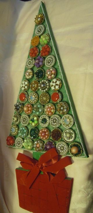 Vintage Jewelry & Beads Christmas Tree 22 " Bottle Cap Frames