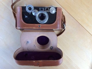 Vintage Argus C3 35mm Camera W/ Molded Leather Case
