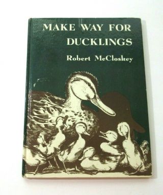 Make Way For Ducklings Robert Mccloskey Book Club Edition 1968 Hard Cover