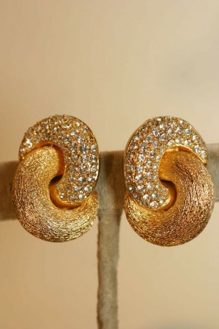 VINTAGE CHRISTIAN DIOR BRUSHED GOLD TONE & PAVE RHINESTONE CLIP EARRINGS 3