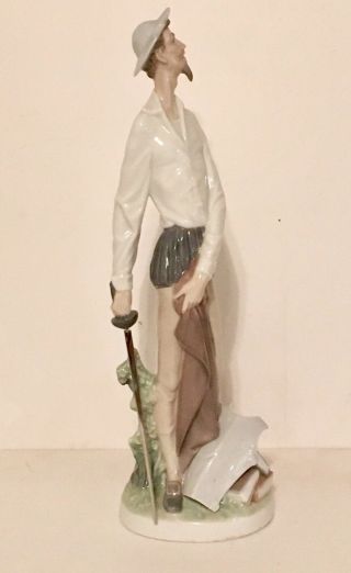 Lladro Don Quixote Figurine 4854 Vintage Standing With Sword - Retired