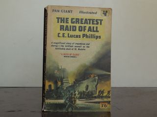 Vintage Pan Book X92 " The Greatest Raid Of All " By C.  E.  Lucas Phillips
