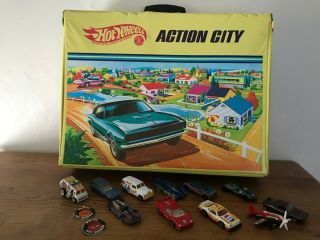 Vintage 1968 Hot Wheels Action City Fold - Out Vinyl Playset W/ 11 Cars