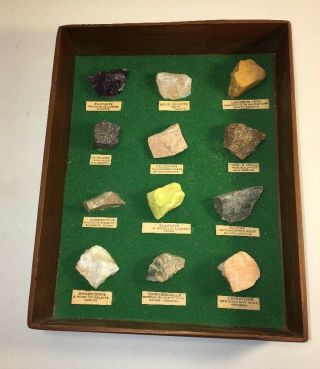 Vintage Set Of 12 Rocks With Wooden Box Geology Collectors Earth Minerals Stone