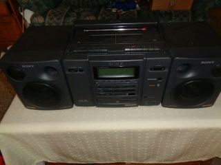 Vtg Sony Boombox Cd Radio Cassette Recorder Cfd 758 W/ Mega Bass