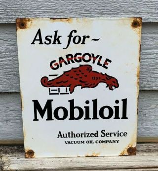 Vintage Mobiloil Mobil Oil Vacuum Porcelain Gargoyle Gas Pump Plate