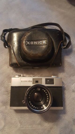 Vintage Konica Auto S2 W/ Hexanon 45mm F/1.  8 In Leather Case In