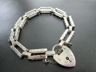 Vintage 1976 Solid Sterling Silver Chain 2 Bar Gate Bracelet Love Heart Padlock