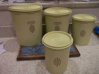 8 Pc Vintage Tupperware Golden Yellow Servalier Canisters W Lids 6 " 7 " 8 " 9 "