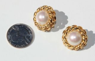 1980 ' s vintage signed CHRISTIAN DIOR Gold Tone Faux Pearl Stud Fashion Earrings 4