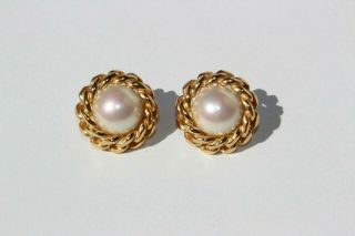 1980 ' s vintage signed CHRISTIAN DIOR Gold Tone Faux Pearl Stud Fashion Earrings 5
