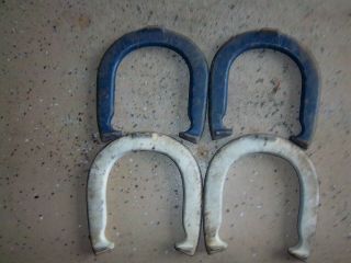 Vintage Set - 4 TOP RINGER 2 1/2 lbs Pitching Horse Shoes Blue&White 1 ' s and 2 ' s 2
