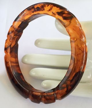 Vintage Faux Tortoise Shell Amber Swirl Art Deco Carved Bakelite Bangle Bracelet 6