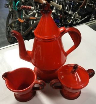 Vintage Mcm Metlox Poppytrail Red Rooster 5 Cup Coffee Pot Creamer & Sugar Bowl