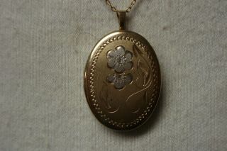 Vintage 14 Kt Gold Filled & Sterling Silver Chain Engraved Locket Necklace.  925