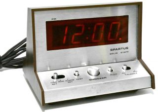Vintage Spartus Solid State Red Digital Led Alarm Clock 21 - 3004 - 500
