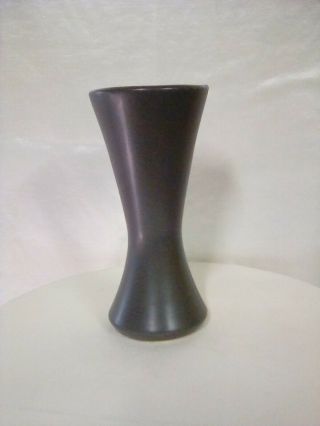 Vtg Mccoy Pottery Matte Black Floraline 400 9.  25 Inch Ceramic Vase Xlnt