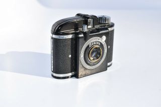 Vintage Beacon II Camera with Leather Case 2
