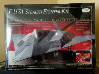Vintage 1990 Testors F - 117a Stealth Fighter 1/32 Scale Model Kit New/sealed