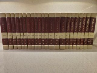 1982 World Book Encyclopedia Complete Set 22 Volumes - Like