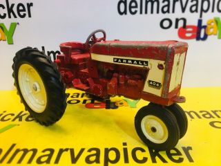 Vintage Ertl International Farmall 404 Farm Toy Tractor Plastic Wheels 1/16th