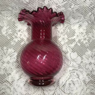 Vtg Fenton Cranberry Dark Pink Swirled Glass Ruffle Wavy Edge Vase 8 Inches Tall
