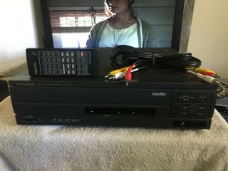 Pioneer Cld - V2400 Cd/cdv /ld Laser Disc Player With Remote And Av Cable