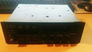 Vintage 1987 - 1993 Ford Am/fm Radio Cassette Stereo F1sf - 19b132 - Aa