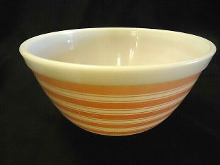 Vintage Pyrex Pink And White Striped 402,  1 1/2 Qt Nesting Mixing Bowl