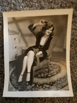 1930s Snapshot 4x5 Photo Amateur Risque Pin Up Woman Black White Vintage