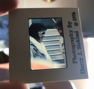 Vintage Candid Elvis Presley 35mm Transparency 1976 2