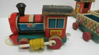 Vintage 1963 Fisher Price Huffy Puffy 5 Car Wooden Pull Toy Train 999 t2898 2