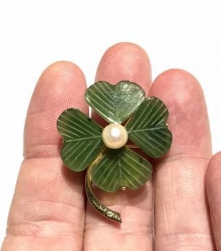 Vtg Signed Lucky Four Leaf Clover Brooch Carved Jade Cultured Pearl Pin