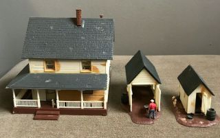Vintage Ho Scale 3 Piece 1958 Revell Farm House,  Garage,  Chicken Coop Model Rr
