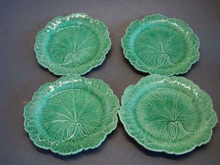 Set Of Vintage Wedgwood Majolica Green Cabbage Leaf Plates 8  Diameter
