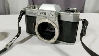 Vintage Yashica FX - 2 Film Camera with 50mm Lens 3