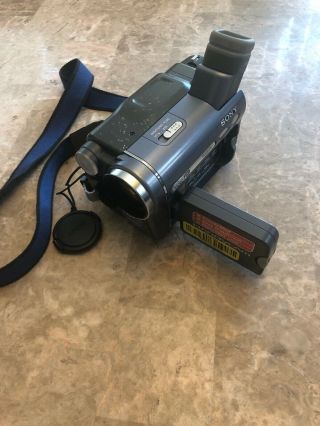 Sony Handycam Ccd - Trv328 Hi - 8 Analog Camcorder Vintage No Battery Or Charger
