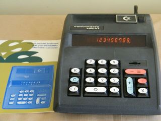 Vintage Commodore Us - 10 Electronic Calculator W/cover &