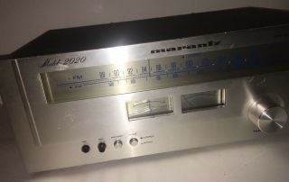 Vintage Marantz Model 2020 AM FM Stereo Tuner Silver Face Blue Lights 2