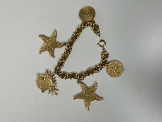 Trifari Vintage Costume Gold Tone Ocean Starfish Shells Fish Charm Bracelet